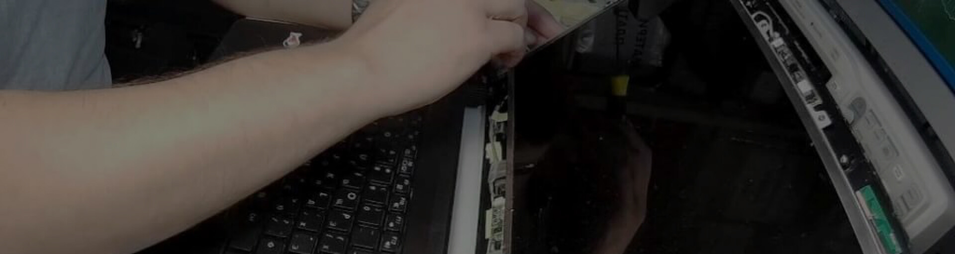 Не включается ноутбук Acer — чёрный экран